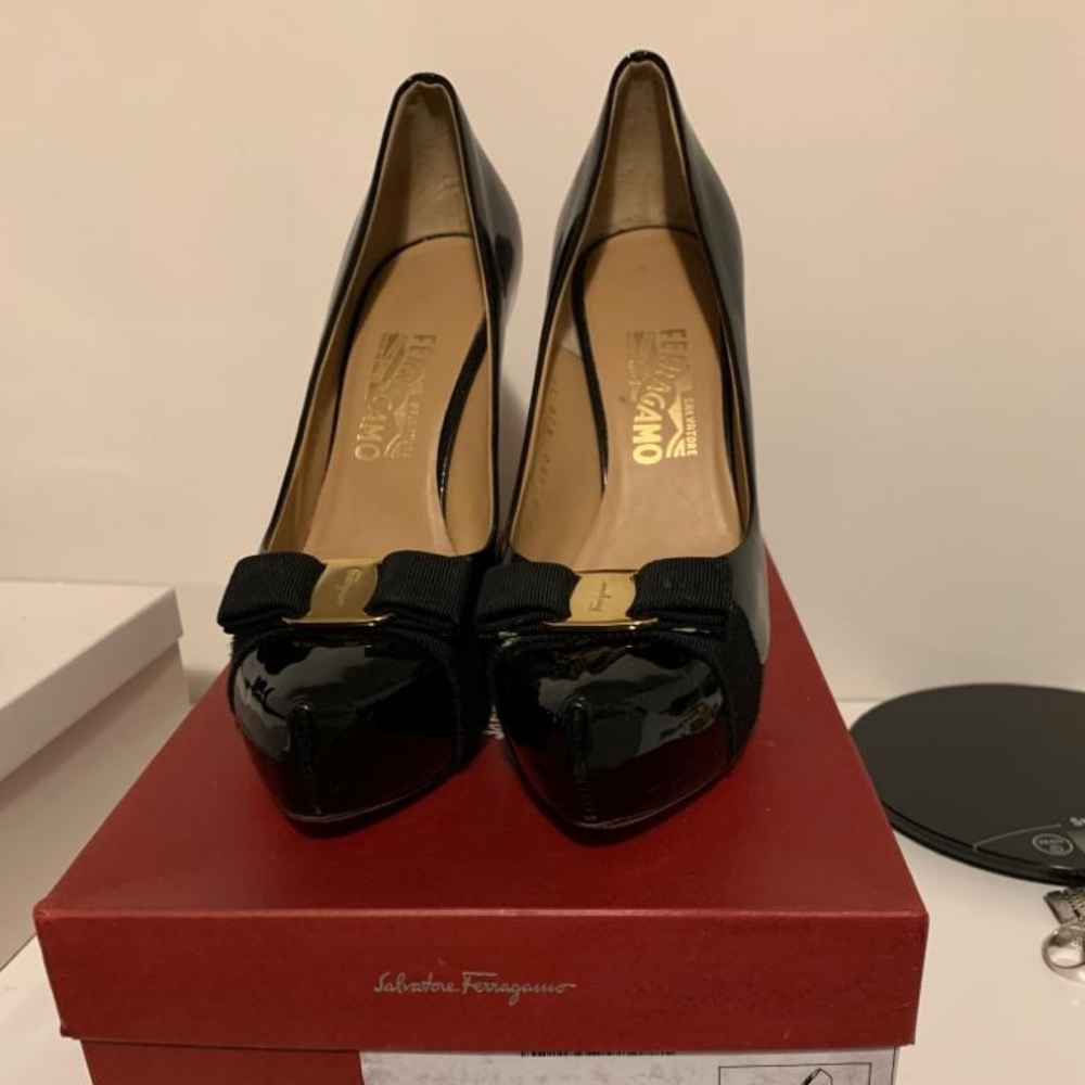 Ferragamo Trilly Pumps
